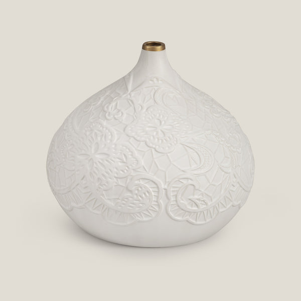 Chantilly White Ceramic Decor