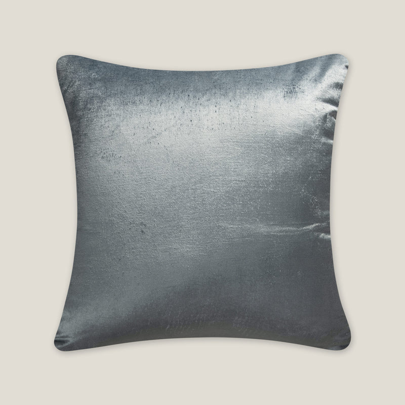Feris Emb. Velvet Cushion Cover