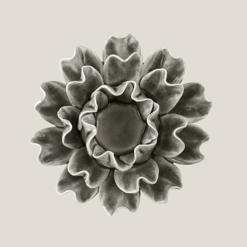 chrysanthemum grey ceramic votive