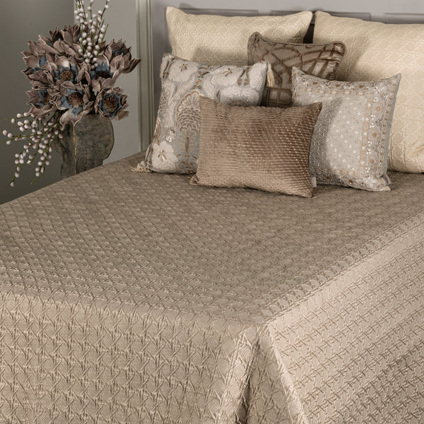 Velez Beige & Off White Reversible Bedspread