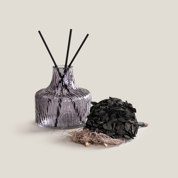 Hydrangea Black Reed Diffuser