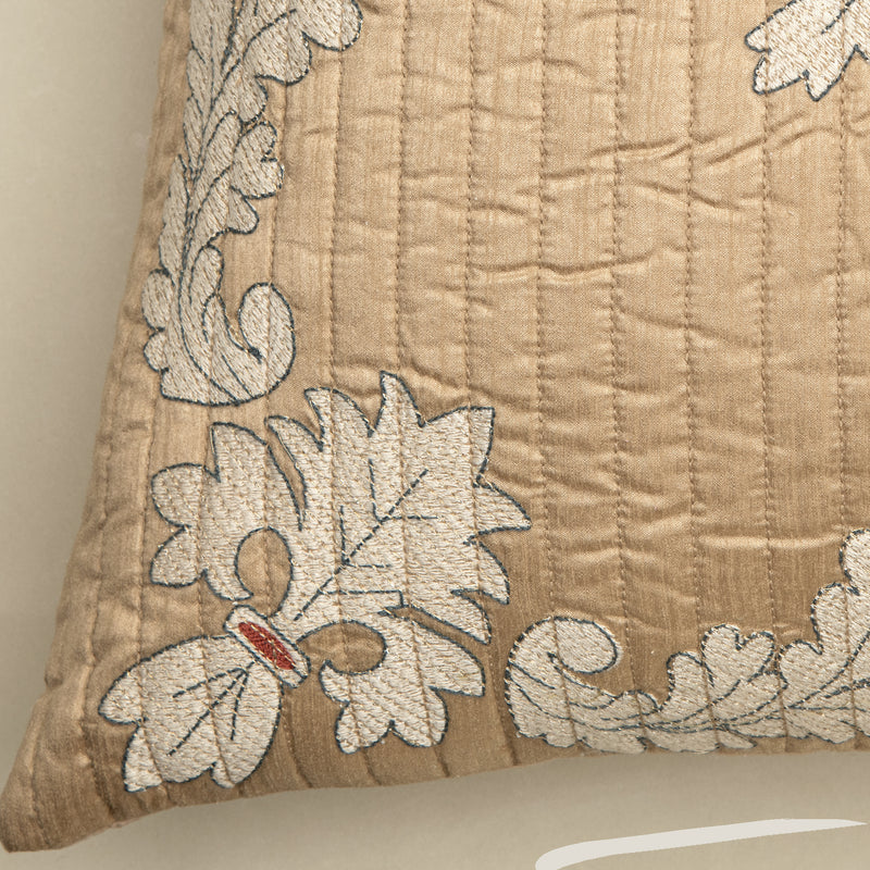 Elena Beige Emb. Euro Cover