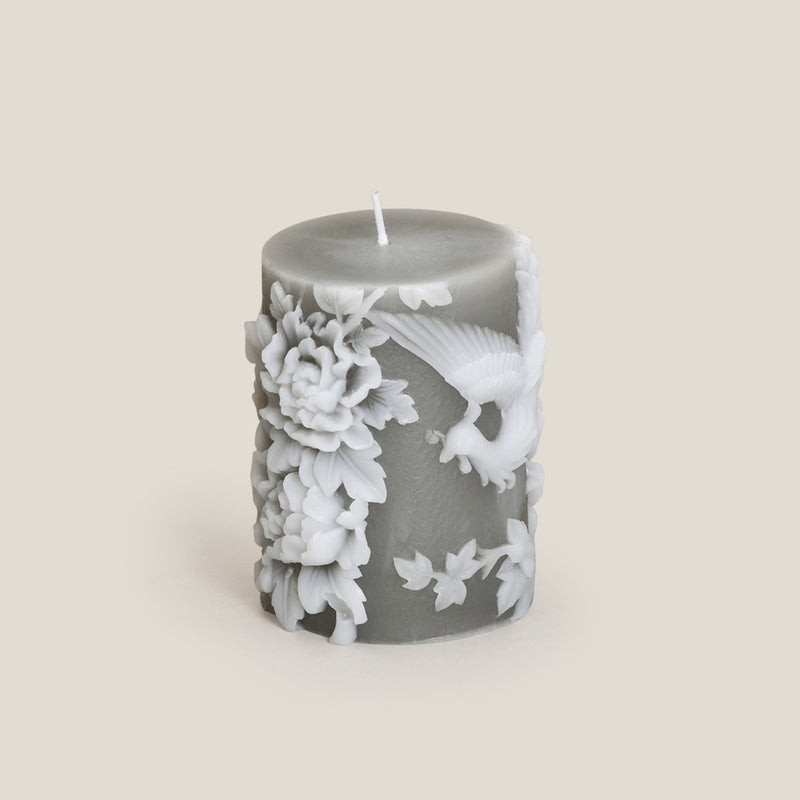 Grey & White Embossed Candle 