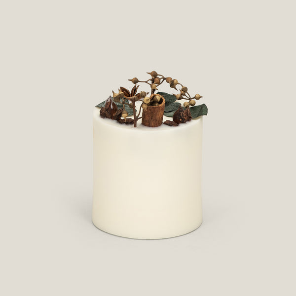 Gardenia Off White Fragrant Wax Candle